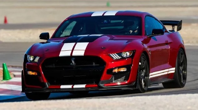 Ford Mustang Shelby GT500 2024: Redesign, Specs