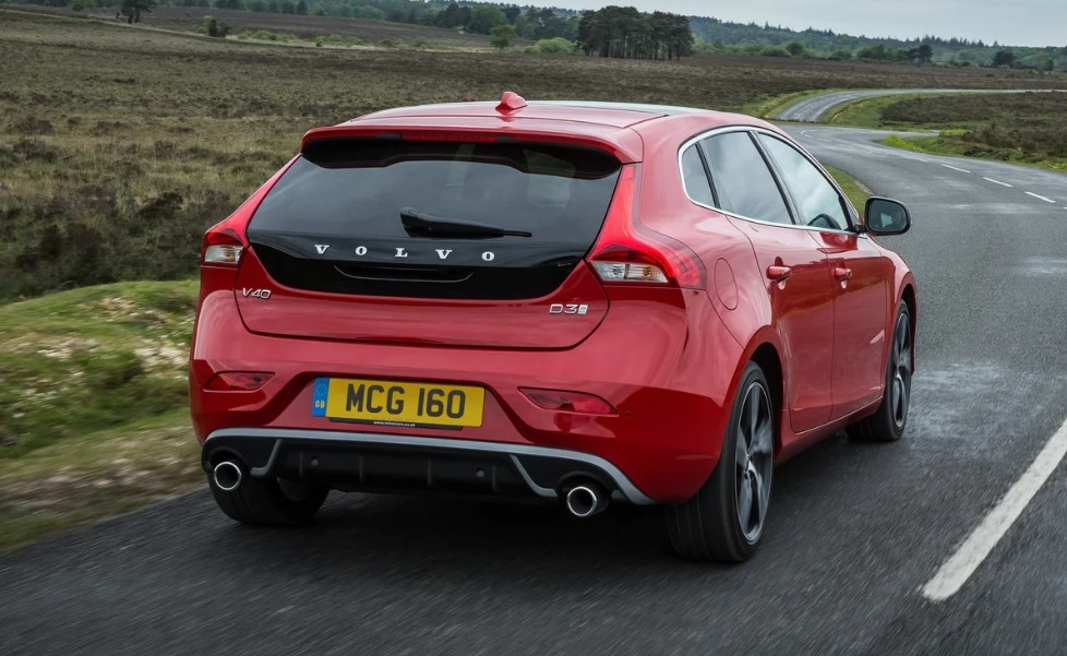 2023 Volvo V40 Review, Price, and Specs