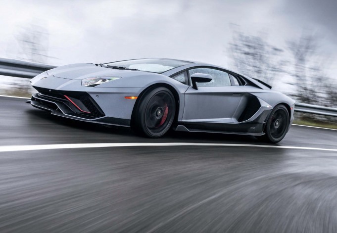 New 2024 Lamborghini Aventador SVJ Price, Specs, & Rumors