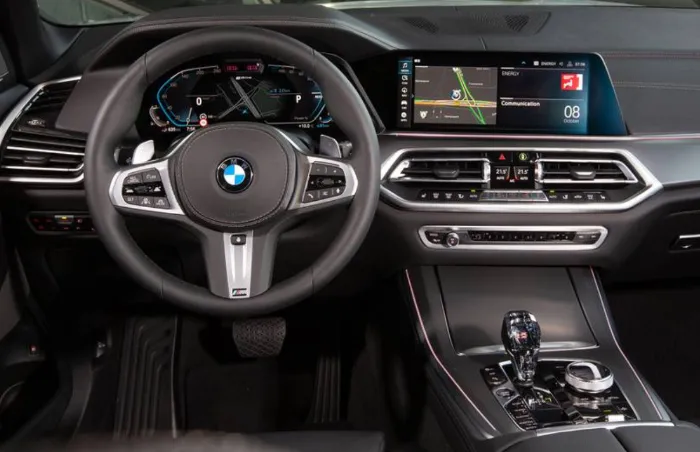 BMW X5 xDrive45e 2024: Changes, Interior, and Colors