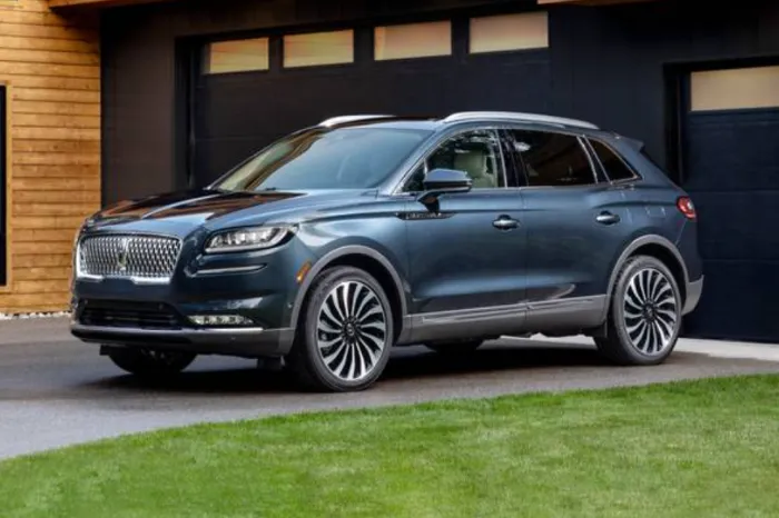 Lincoln Nautilus 2025: Changes, Colors, and Interior