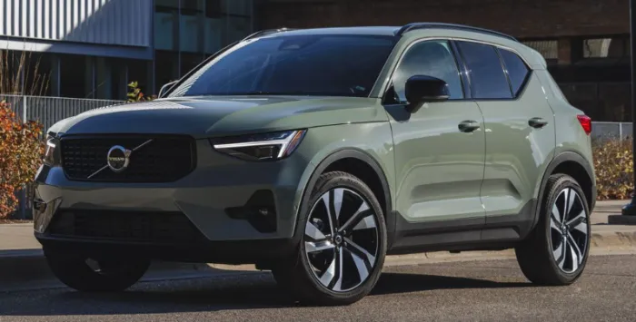 Volvo XC40 2025: Release Date and Redesign